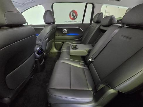 New 2026 Hyundai Ioniq 9 SEL image 11