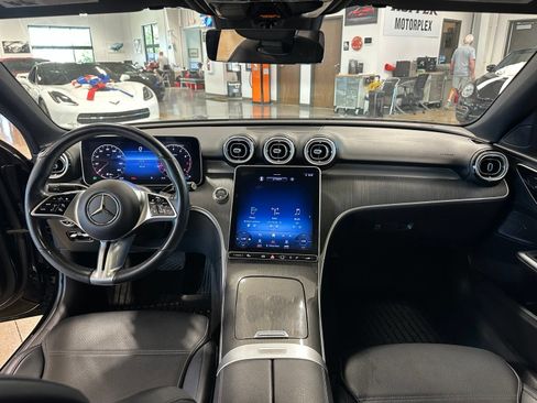 Used 2022 Mercedes-Benz C 300 4MATIC Sedan image 16