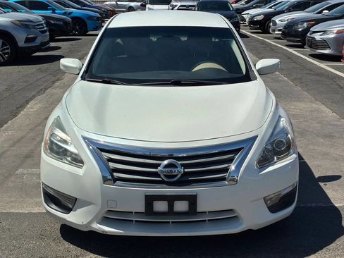 Used 2014 Nissan Altima 2.5 S FWD image 11