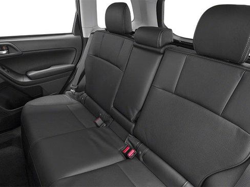 Used 2014 Subaru Forester 2.0XT Touring AWD/4WD image 8