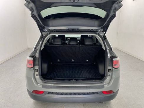 Used 2022 Jeep Compass Limited AWD/4WD image 39