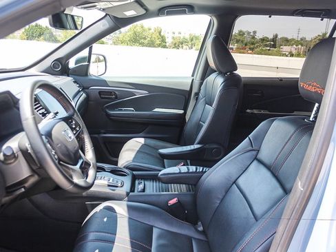 Certified 2023 Honda Passport TrailSport image 18