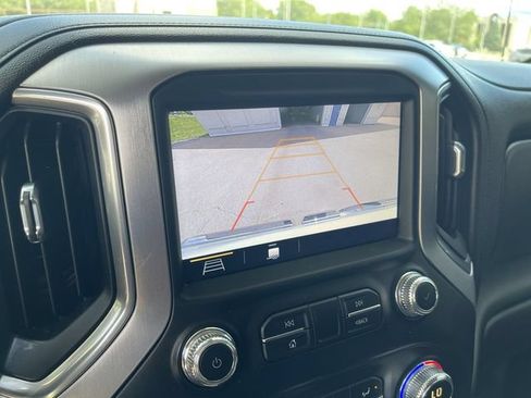 Used 2019 GMC Sierra 1500 SLE w/ SLE Value Package AWD/4WD image 21