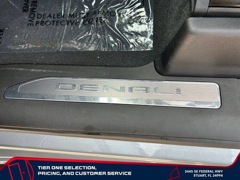 Used 2024 GMC Sierra 1500 Denali AWD/4WD image 17