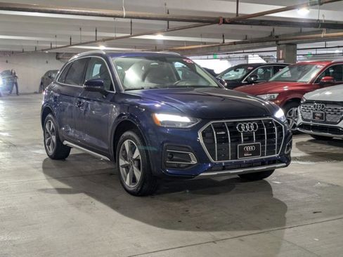 Used 2023 Audi Q5 Premium Plus w/ Premium Plus Package image 3
