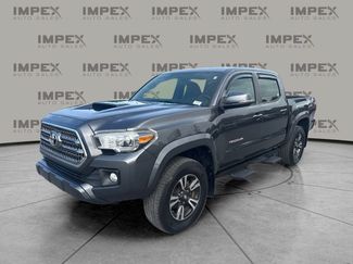 Used 2016 Toyota Tacoma SR5 RWD video 1