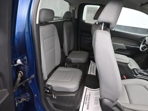 Used 2019 Chevrolet Colorado W/T w/ WT Convenience Package AWD/4WD image 6
