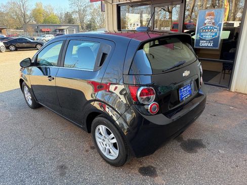 Used 2015 Chevrolet Sonic LT image 6
