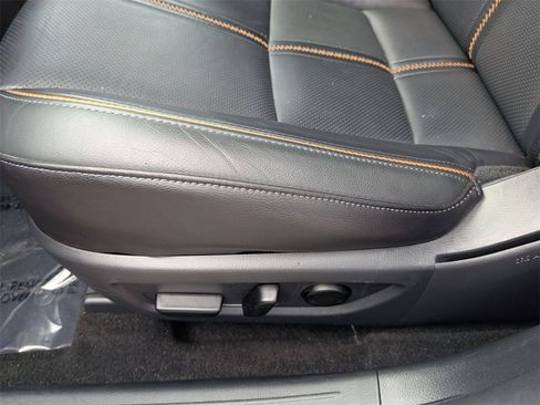 Used 2025 MAZDA CX-50 AWD 2.5 Hybrid w/ Premium Pkg image 14