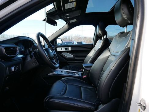 Used 2020 Ford Explorer ST w/ ST Street Pack image 10