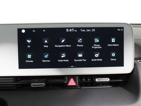 Used 2024 Hyundai Ioniq 5 SE image 12