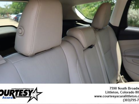 Used 2014 Ford Escape Titanium AWD/4WD image 28