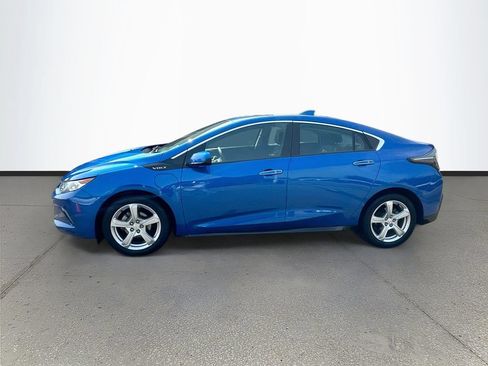 Used 2017 Chevrolet Volt LT w/ Comfort Package FWD image 4