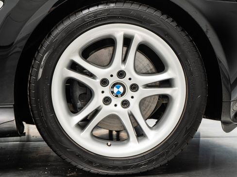 Used 2001 BMW Z8 RWD image 33