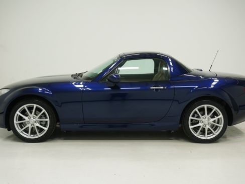 Used 2011 MAZDA MX-5 Miata Grand Touring RWD image 7