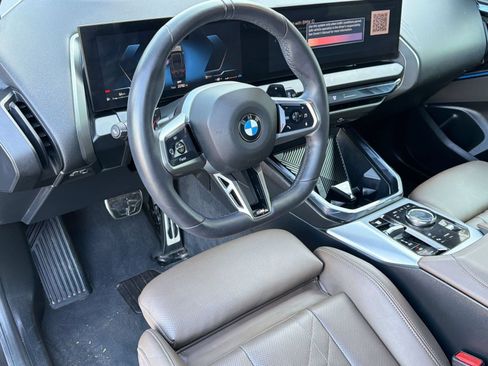 Certified 2025 BMW X3 xDrive30i AWD/4WD image 4