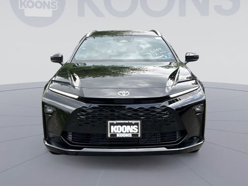 New 2026 Toyota Crown Signia AWD/4WD image 19