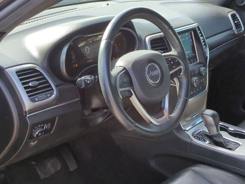 Used 2018 Jeep Grand Cherokee Limited w/ Trailer Tow Group IV AWD/4WD image 2