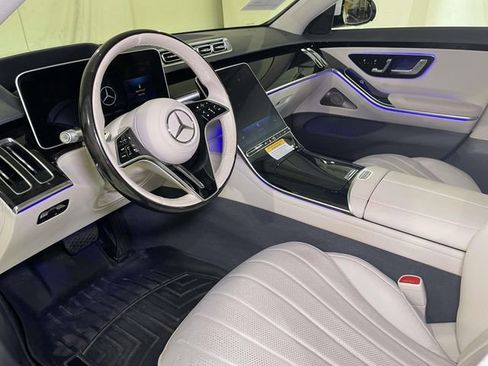 Used 2023 Mercedes-Benz S 500 4MATIC image 4
