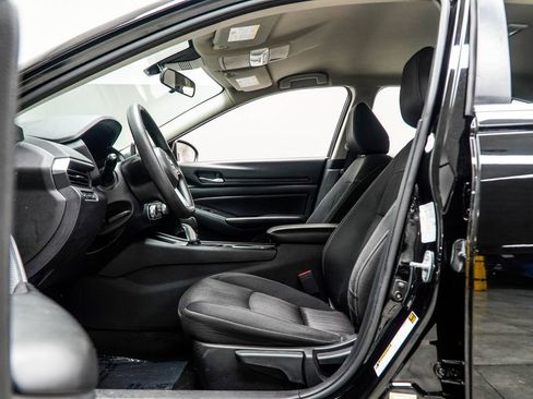 Used 2022 Nissan Altima 2.5 S FWD image 31