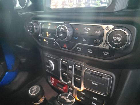 Used 2023 Jeep Wrangler Unlimited Rubicon 392 w/ Xtreme Recon 35" Tire Package image 31