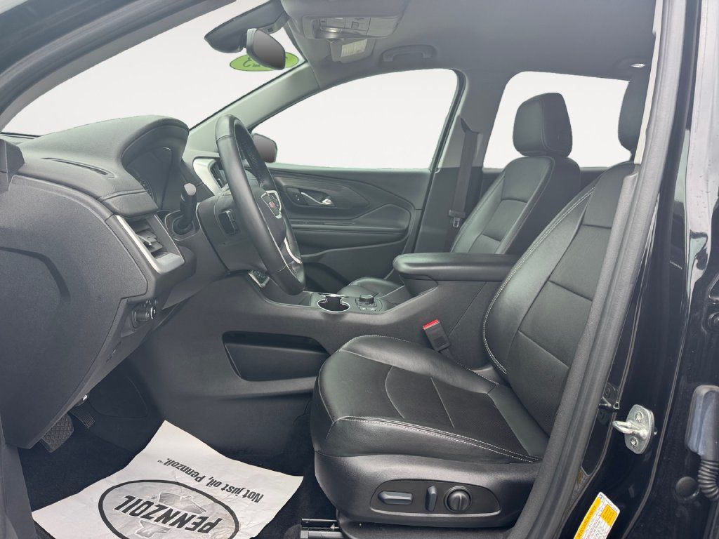 Used 2023 GMC Terrain SLT w/ Infotainment Package II AWD/4WD image 9