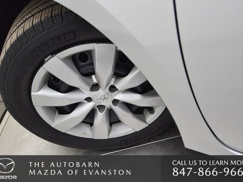 Used 2015 Toyota Corolla L image 33