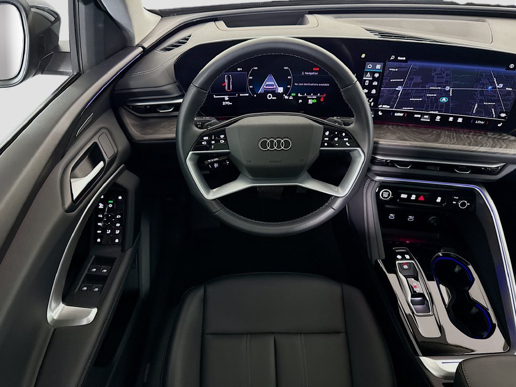 Certified 2025 Audi Q5 Premium Plus w/ Premium Plus AWD/4WD image 10