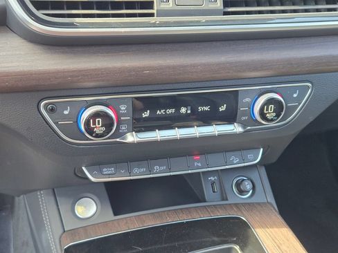 Used 2024 Audi Q5 2.0T Premium Plus AWD/4WD image 37
