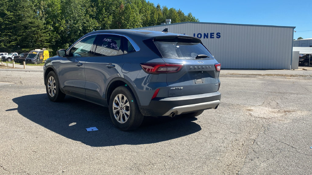 Used 2024 Ford Escape Active AWD/4WD image 7
