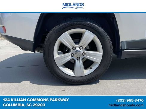 Used 2011 Jeep Compass Latitude w/ Sun/Sound Group AWD/4WD image 7