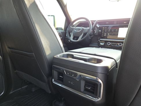 New 2026 GMC Sierra 2500 Denali w/ Denali Reserve Package AWD/4WD image 27