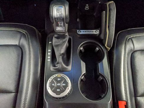 Certified 2026 Ford Bronco Badlands AWD/4WD image 12