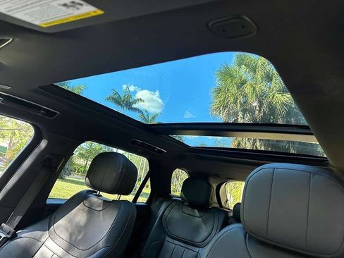 Used 2024 Land Rover Range Rover Sport Dynamic SE image 13