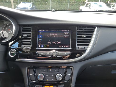 Used 2022 Buick Encore Preferred w/ Safety Package image 21