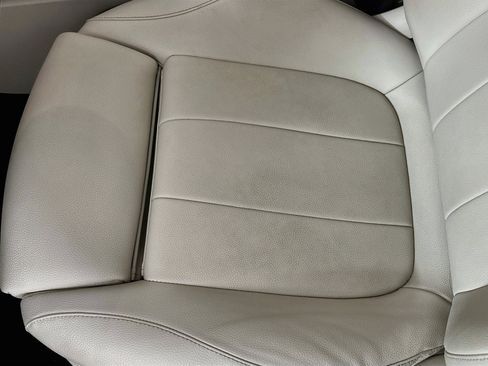 Certified 2022 Mercedes-Benz GLB 250 4MATIC image 22
