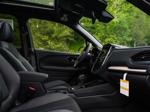 New 2025 Subaru Forester Limited image 11