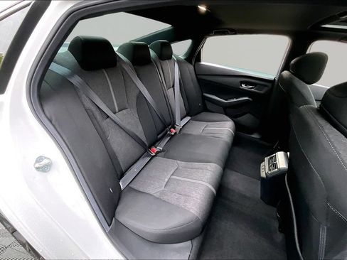 Used 2025 Honda Accord Sport image 19
