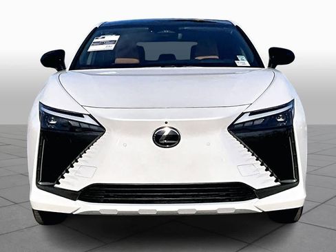 Used 2023 Lexus RZ 450e Premium image 3