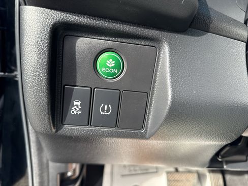 Used 2020 Honda HR-V LX image 23