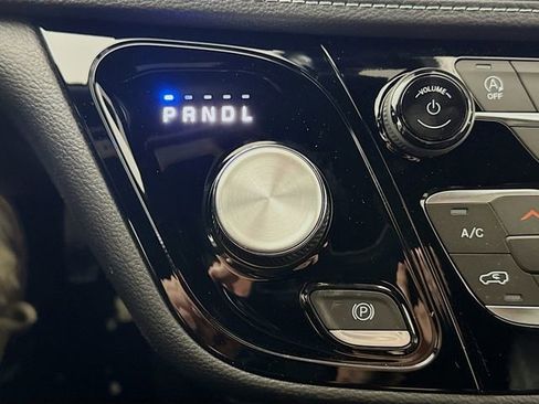New 2026 Chrysler Pacifica Select w/ S Appearance Package image 16