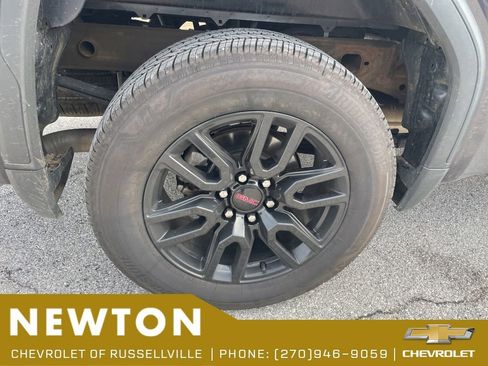 Used 2022 GMC Sierra 1500 Elevation AWD/4WD image 18