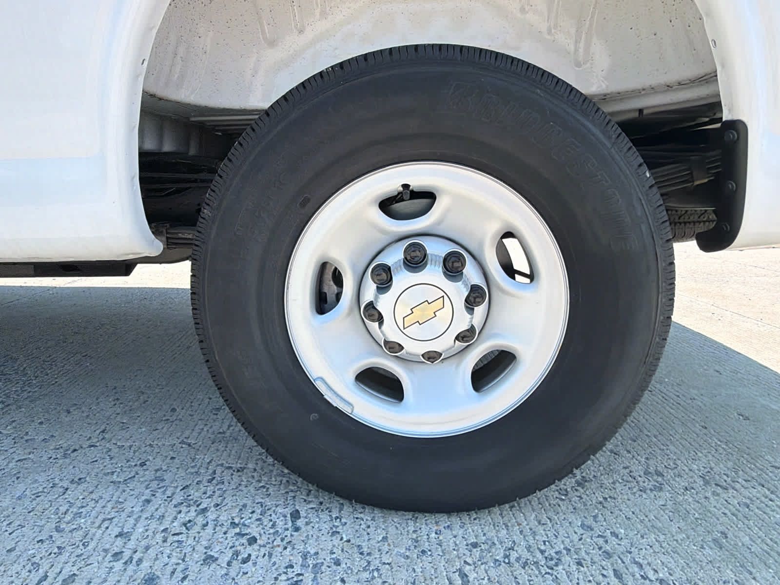 New 2025 Chevrolet Express 3500 w/ Driver Convenience Package RWD image 15