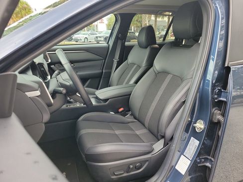 Used 2025 MAZDA CX-50 AWD 2.5 S w/ Premium Package image 16