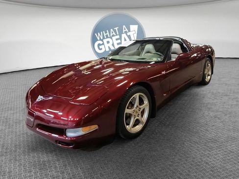 Used 2003 Chevrolet Corvette Coupe w/ Preferred Equipment Group image 8