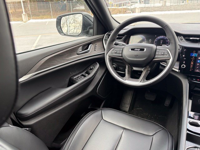 New 2026 Jeep Grand Cherokee Limited AWD/4WD image 34