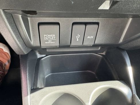 Used 2017 Honda Fit LX image 28