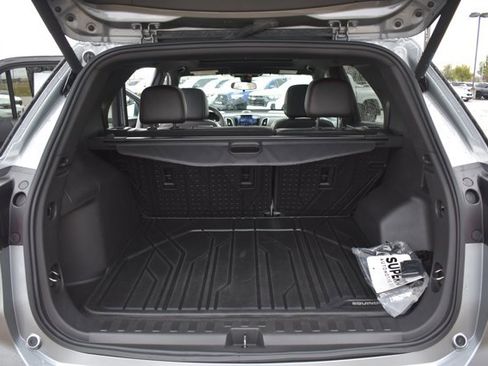 Used 2023 Chevrolet Equinox RS image 17