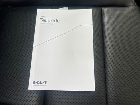 Certified 2025 Kia Telluride S AWD/4WD image 26