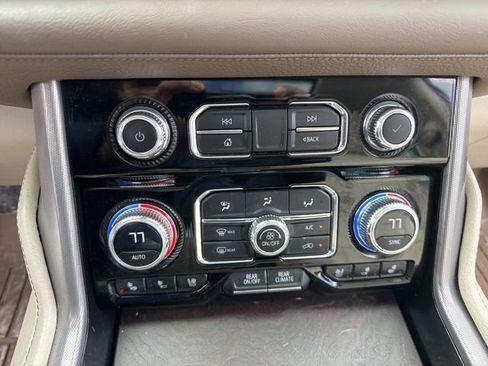 Used 2023 GMC Yukon Denali image 19